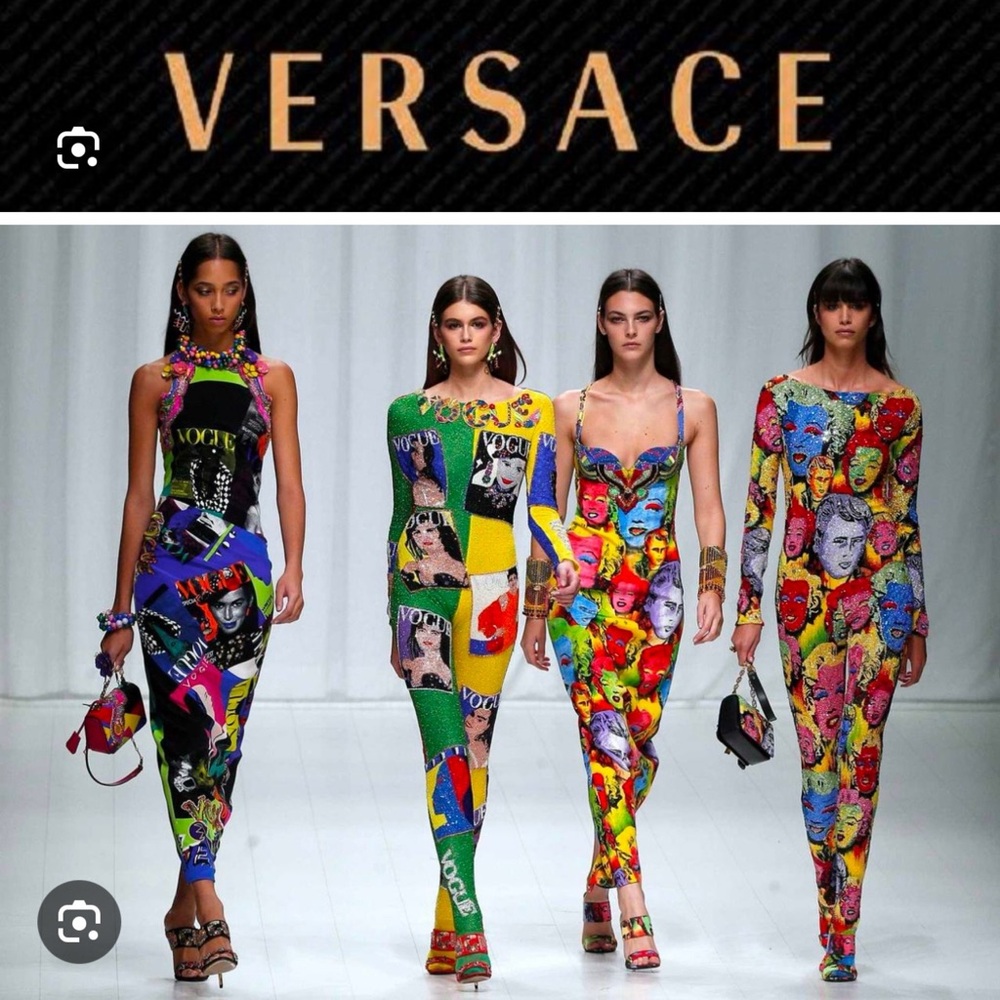Versace Vogue tribute runway collection 💕
